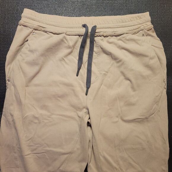 Lululemon Men's Tan Casual Jogger Pants - Picture 2 of 6